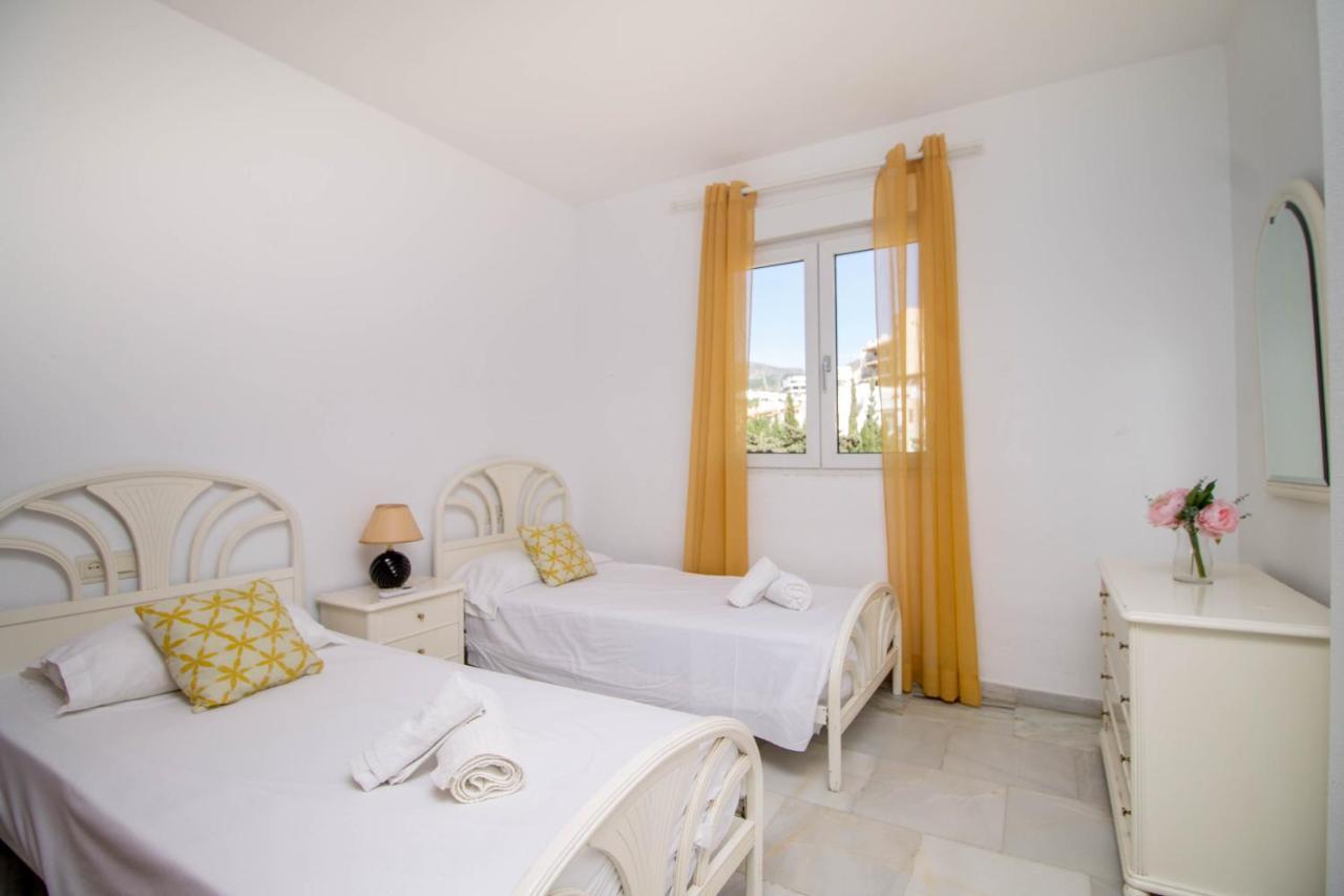 Erisa 31 By Ivi Real Estate Apartment ตอร์เรโมลิโนส ภายนอก รูปภาพ