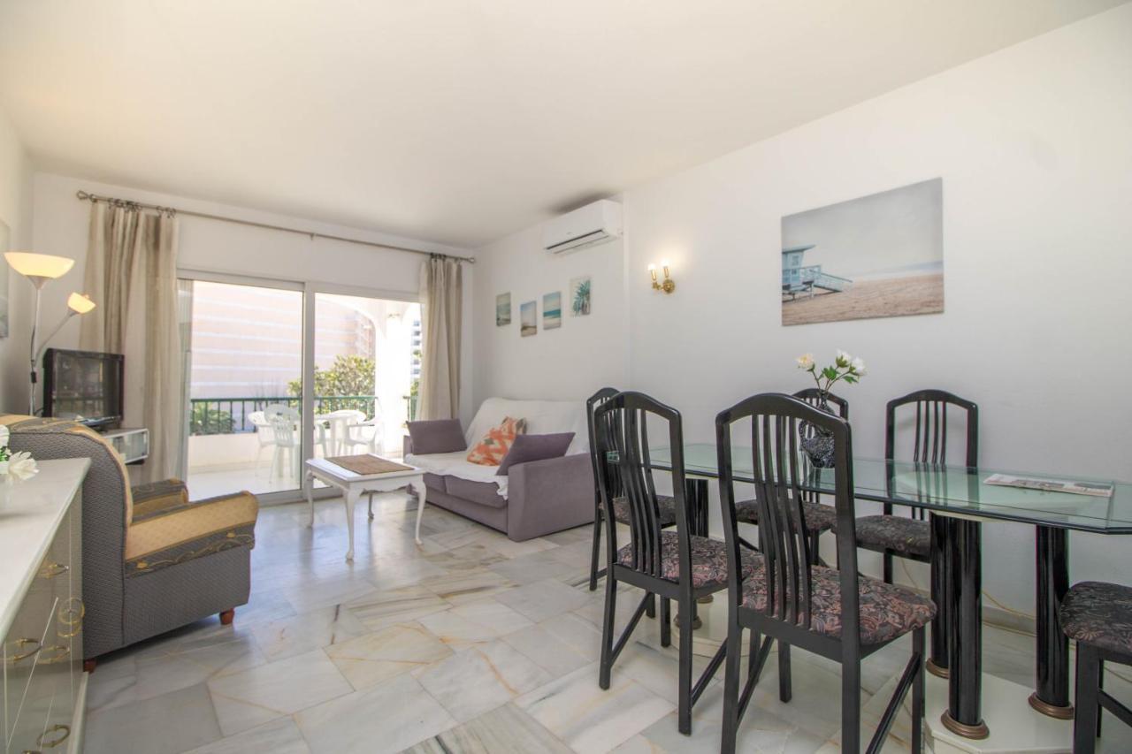 Erisa 31 By Ivi Real Estate Apartment ตอร์เรโมลิโนส ภายนอก รูปภาพ